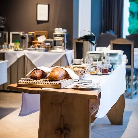 In Den Bonten Os Hotel 4*